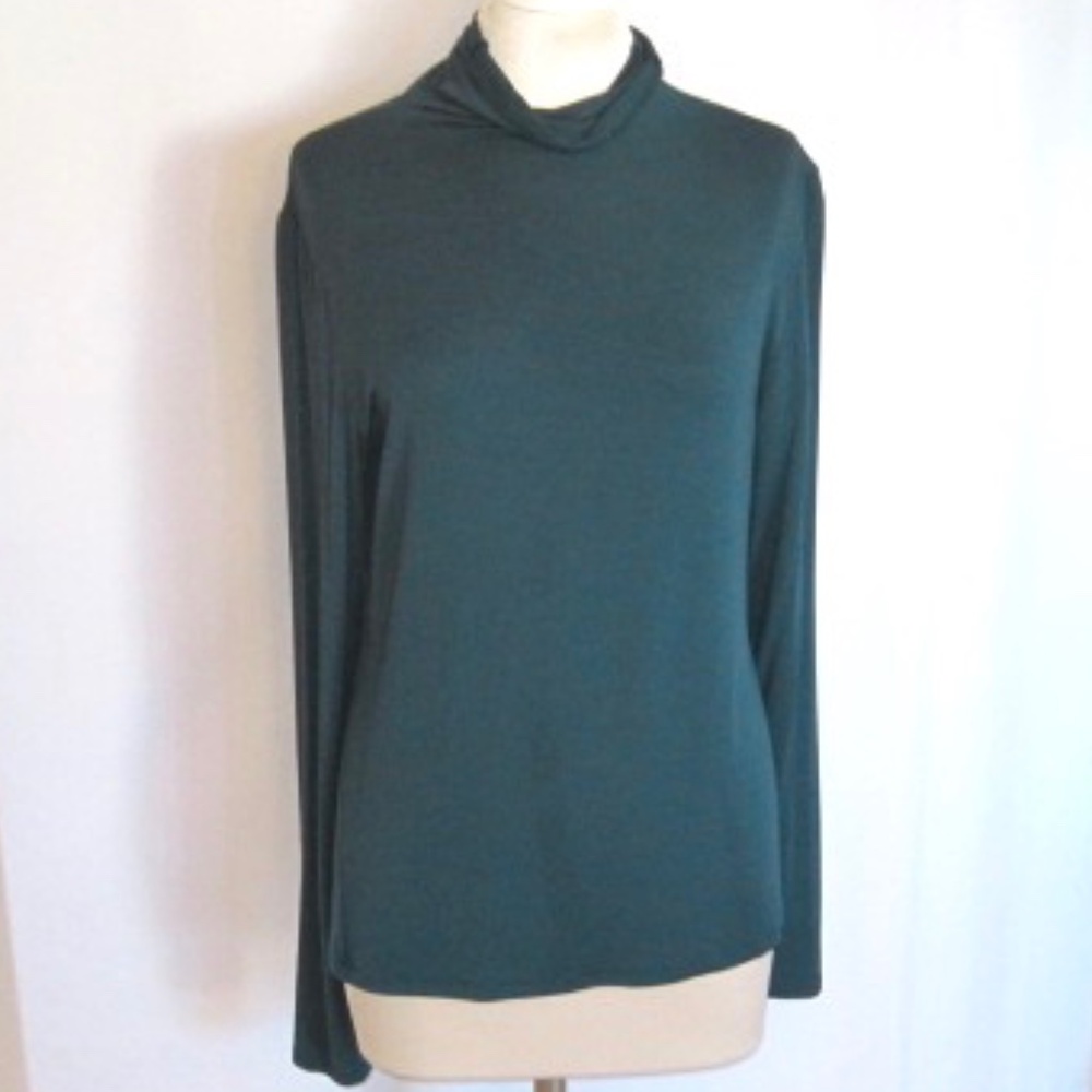 Sarah Pacini Yasmine Turtleneck Top